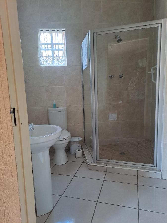 Amigos Bed & Breakfast - No Loadshedding Mbombela Exterior foto